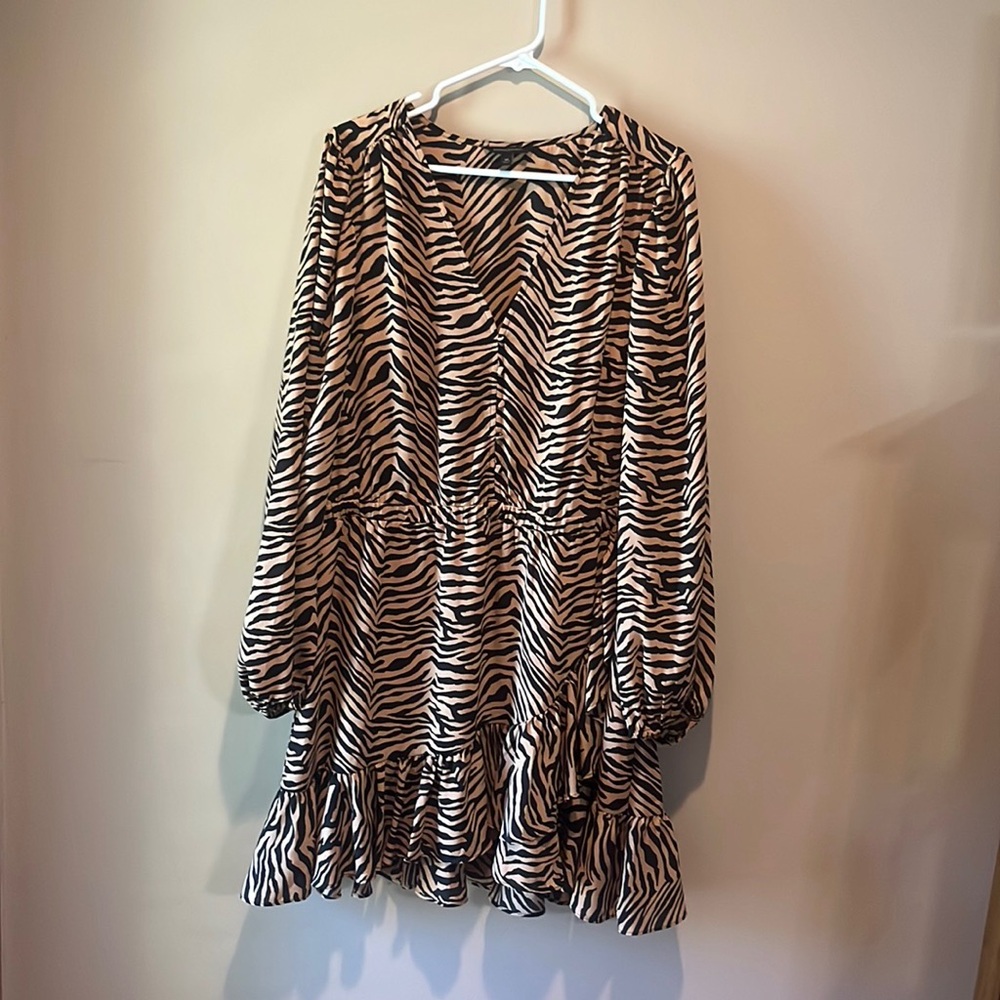 Gorgeous Animal Print Banana Republic Dress! Like New!! XL